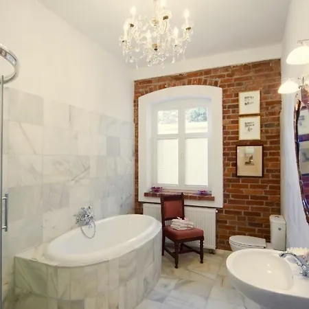 Schoenes Antikes Haus An Der Ostsee In Mielno Tatil Evi *