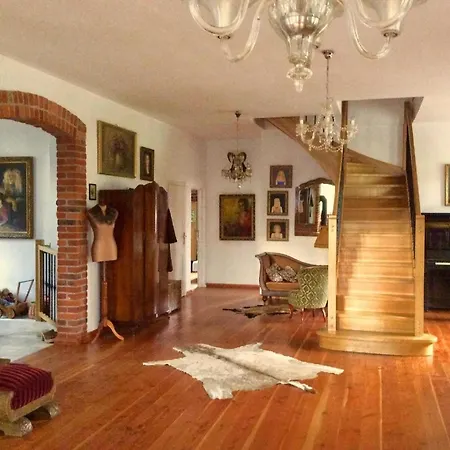 Schoenes Antikes Haus An Der Ostsee In Mielno